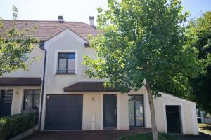 Maisons de vacances Maison Champs sur Marne - Situee entre Paris & Disneyland : photos des chambres