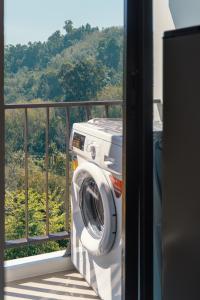 Great Hill Jungle View Pool Gym Naiyang