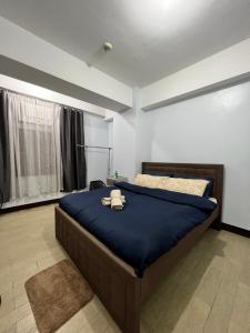 Manhattan Parkview in Araneta City with Pool view