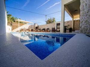 Dalmatian Villa Castello Coza with pool, Vinjerac