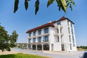 Вілла Край неба - 科松