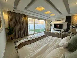 استديو باطلاله بانوراميه بتصميم عصري - Baḩrah