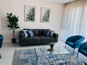 Luxurious Executive Gem in Sandton with Inverter.