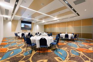 Calamvale Hotel Suites and Conference Centre