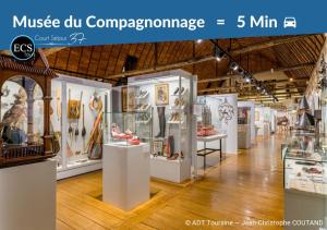 Appartements Le Mitoyen - Proche du quartier des Halles : photos des chambres