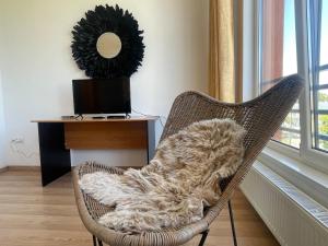 NEW Central nr2 Self Checkin OldCity Center Paid Parking with Lift