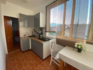 Alinas apartment