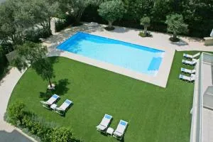 Corina Suites & Apartments - Lemesós