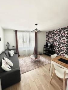 Appartements Unwind in this flat: massage table and more! : photos des chambres