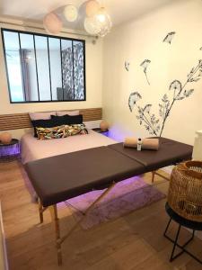 Appartements Unwind in this flat: massage table and more! : photos des chambres