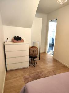 Appartements Unwind in this flat: massage table and more! : photos des chambres