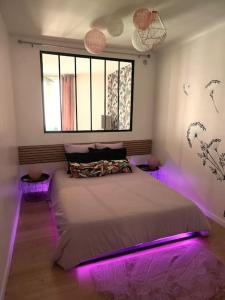 Appartements Unwind in this flat: massage table and more! : photos des chambres