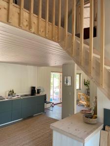 Kustnära hus i Bovallstrand