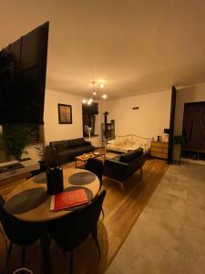 Apartament w centrum przy Studni 2