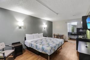 Studio 6-Bryan, TX - University Area
