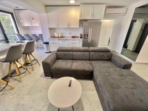 Apartment in Jadranovo 45259 