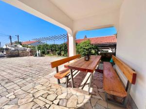 Apartment in Dramalj 45036 