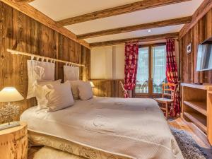 Appartement 112m² Courchevel 1850, centre, proche pistes, 3 chambres, balnéo, hammam, WIFI - FR-1-631-165