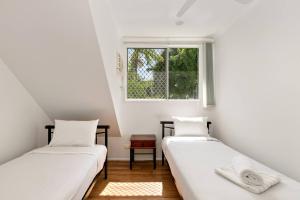 Tropical Cove at Trinity Beach with Lagoon Pool