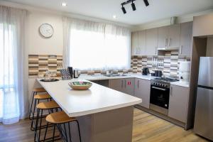 Tranquil, modern self-contained cottage