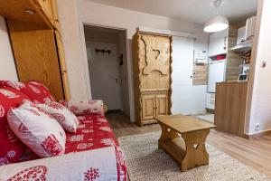 Appartements ALLOS village STUDIO avec balcon proche de pistes : photos des chambres