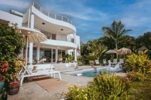 VILLA GARRIGA - Le Bois de Nèfles