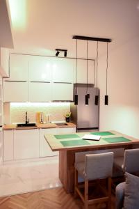 Apartment 863