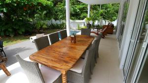 Las Brisas Villa - Chateau Elysium