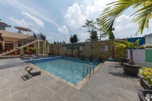 RedDoorz at Villa De ZamZam Ciater