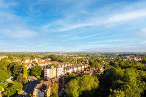 One-Bedroom Suite Lounge Access room in Crowne Plaza Harrogate an IHG Hotel