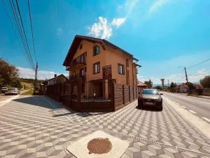 Cazare Casa Meli&Dari - Socolari