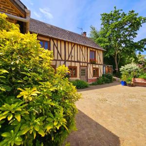 Au Refuge Des 3 Ours - Chambres dhôtes et cabanes