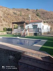 VILLA RURAL URBANO - Río-Miel