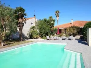 Chambres d'hôtes "TOUTUNCINEMER" - 撒莱