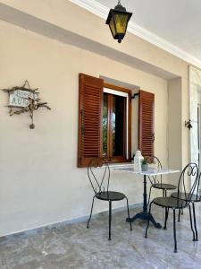 Aura House - Serene and breezy home under pines