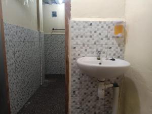 FOUR-G Home Stay & Komodo Tour