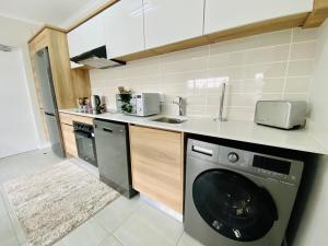 1 Bed in Waterfall - Book 4 & Get 5th Night FREE