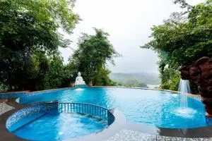 Treebo Rock Valley - Molem