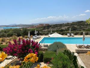 Sea Swell Villas at Santa Maria