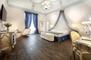 Suite del Barone room in Relais Antica Badia