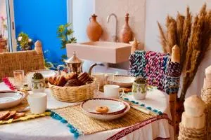 TRAVEL SURF NATURE - 塔姆拉赫特乌兹达尔