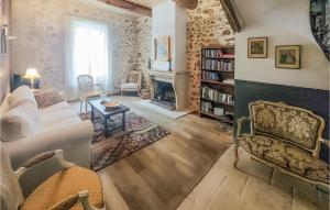 Maisons de vacances Lovely Home In Cazouls-Les-Beziers : photos des chambres