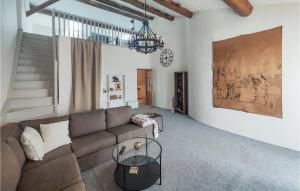 Maisons de vacances Stunning Home In Cazouls-ls-bziers With Outdoor Swimming Pool, Wifi And 4 Bedrooms : photos des chambres