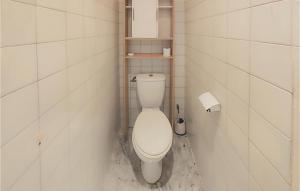 Maisons de vacances Lovely Home In Cazouls-Les-Beziers : photos des chambres