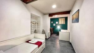 Charming Large Apartment - 3 Bedroom in Trastevere