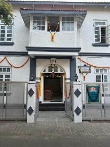 Hotel Laxminarayan Niwas