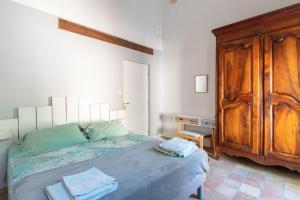 Maisons de vacances Au Coeur De L'Olivette - Climatisee avec piscine : photos des chambres