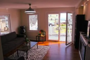 Cozy East Haven Apartment - Walk to Beach! - 布兰福德