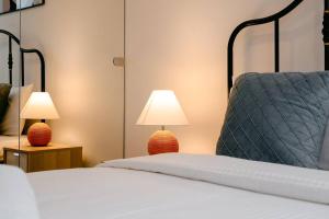 Bright 2B apt next to Flagstaff Garden freeparking#FG10