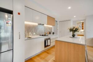 Bright 2B apt next to Flagstaff Garden freeparking#FG10